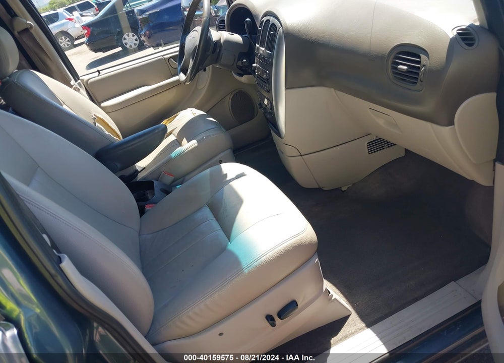 2005 CHRYSLER TOWN & COUNTRY TOURING VIN: 2C4GP54L45R314243