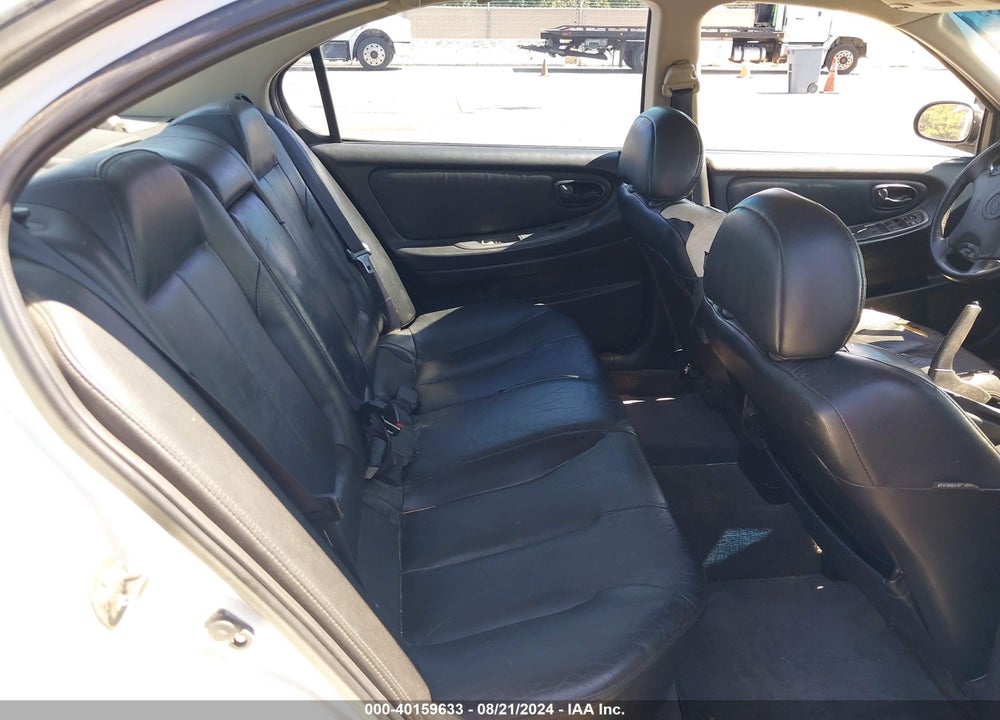2001 NISSAN MAXIMA VIN: JN1CA31A41T315938
