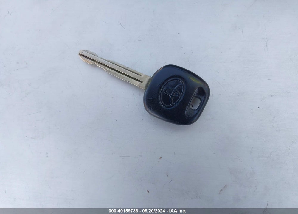 2002 TOYOTA CAMRY LE V6 VIN: 4T1BF32K72U012113