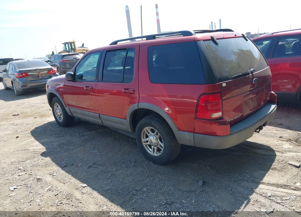 2002 FORD EXPLORER XLT VIN: 1FMZU73E72UD01674