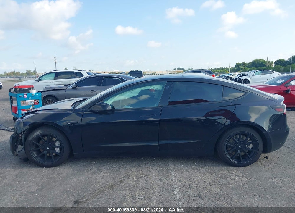 2021 TESLA MODEL 3 STANDARD RANGE PLUS REAR-WHEEL DRIVE VIN: 5YJ3E1EA5MF857556