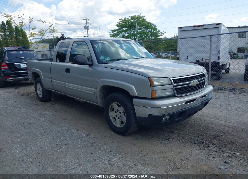 2006 CHEVROLET SILVERADO 1500 LT2 VIN: 2GCEK19B561110520