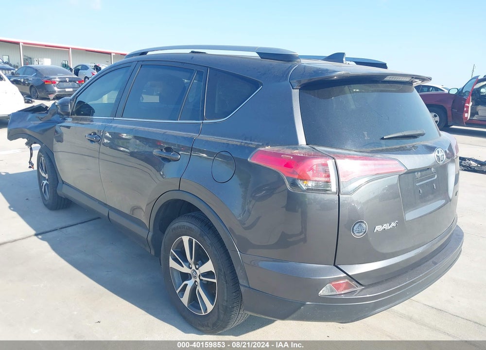 2018 TOYOTA RAV4 LE VIN: JTMZFREV8JJ724352
