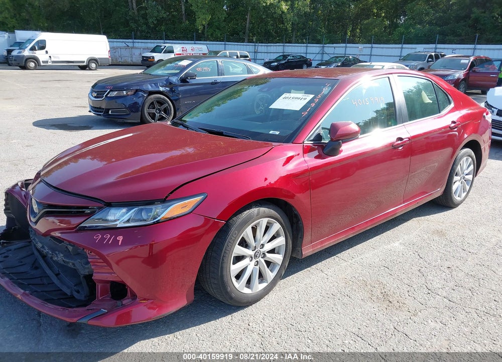 2018 TOYOTA CAMRY LE VIN: 4T1B11HK6JU597002