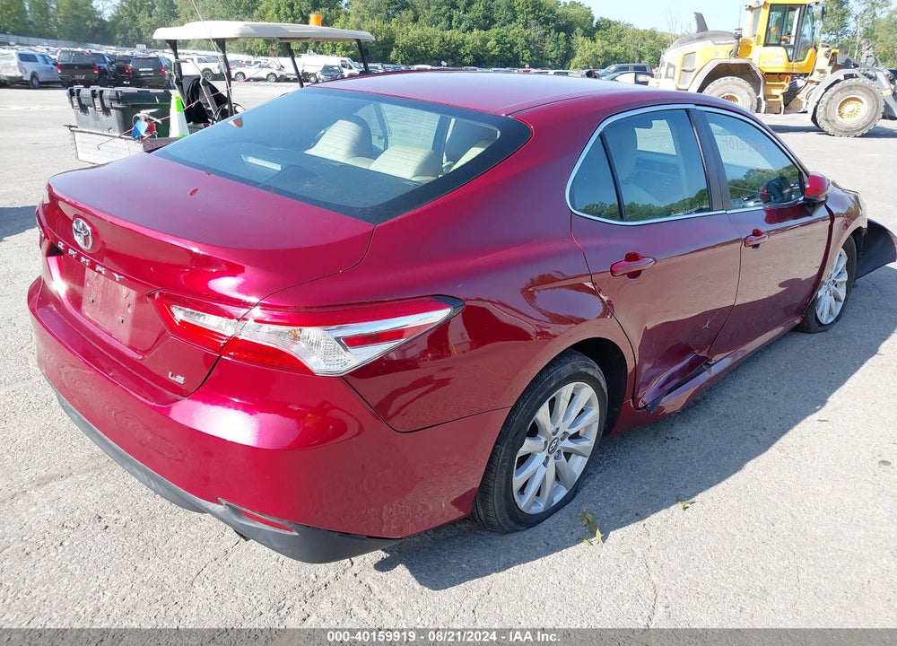 2018 TOYOTA CAMRY LE VIN: 4T1B11HK6JU597002