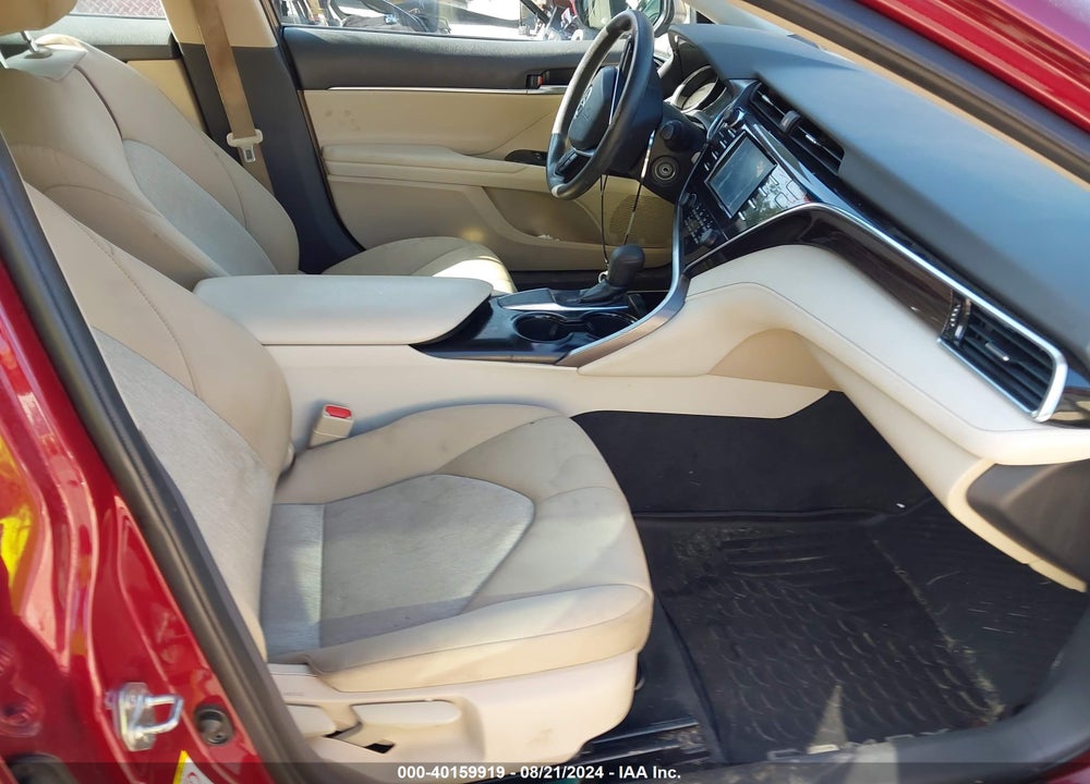 2018 TOYOTA CAMRY LE VIN: 4T1B11HK6JU597002