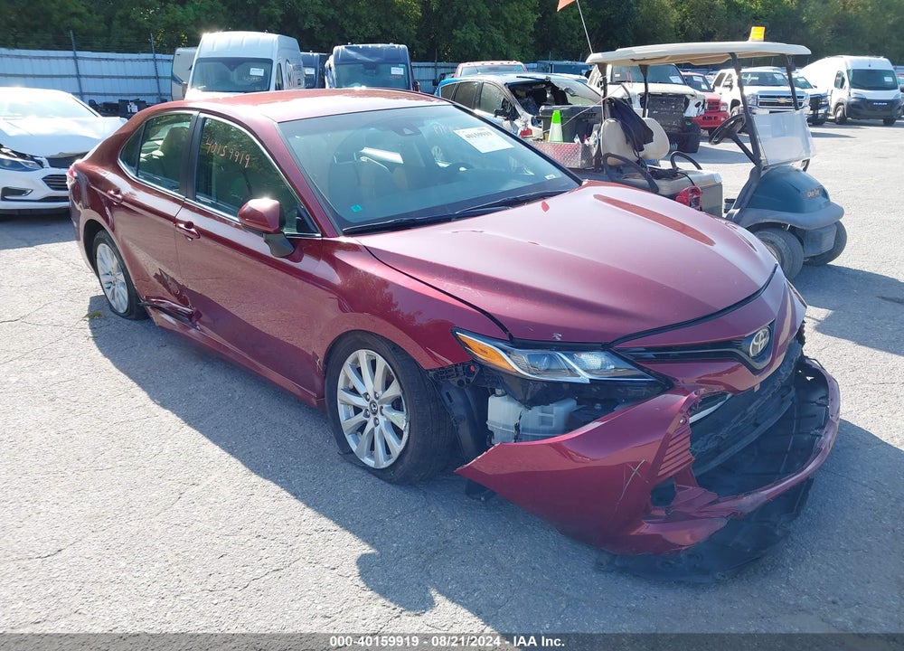2018 TOYOTA CAMRY LE VIN: 4T1B11HK6JU597002