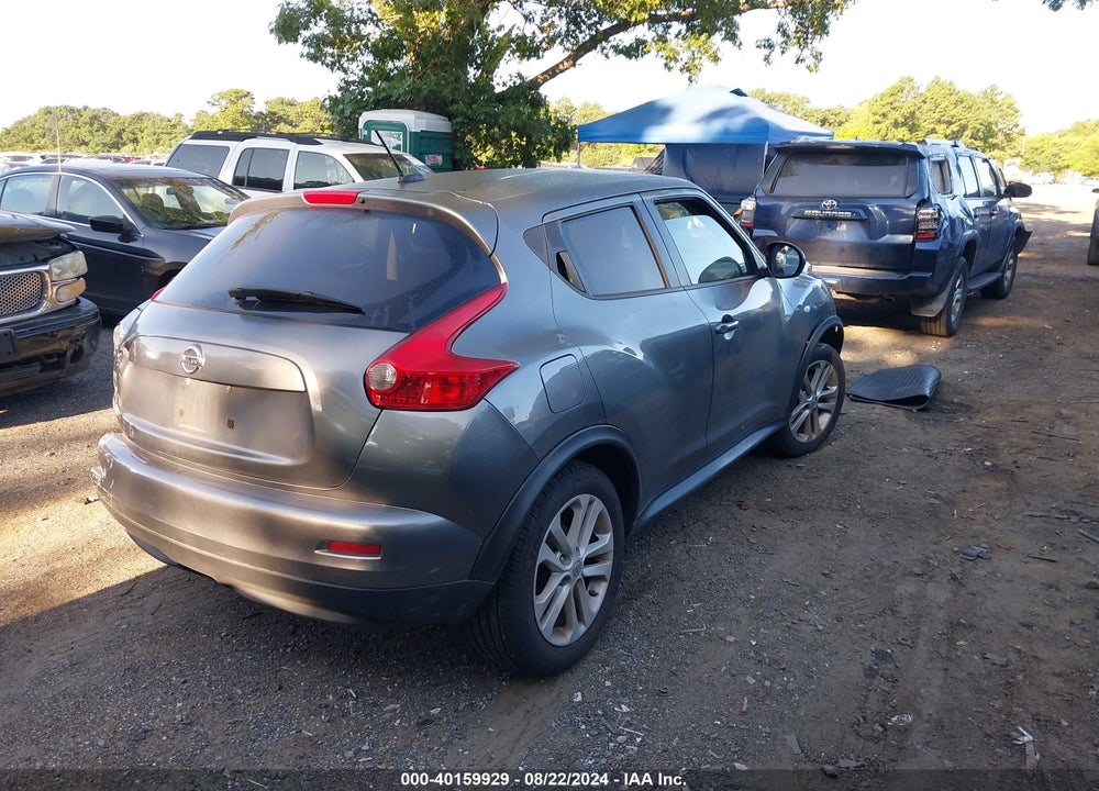 2014 NISSAN JUKE SV VIN: JN8AF5MR2ET350149