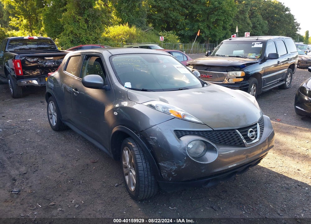 2014 NISSAN JUKE SV VIN: JN8AF5MR2ET350149