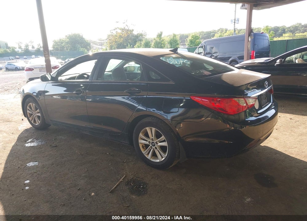 2013 HYUNDAI SONATA GLS VIN: 5NPEB4AC8DH717979