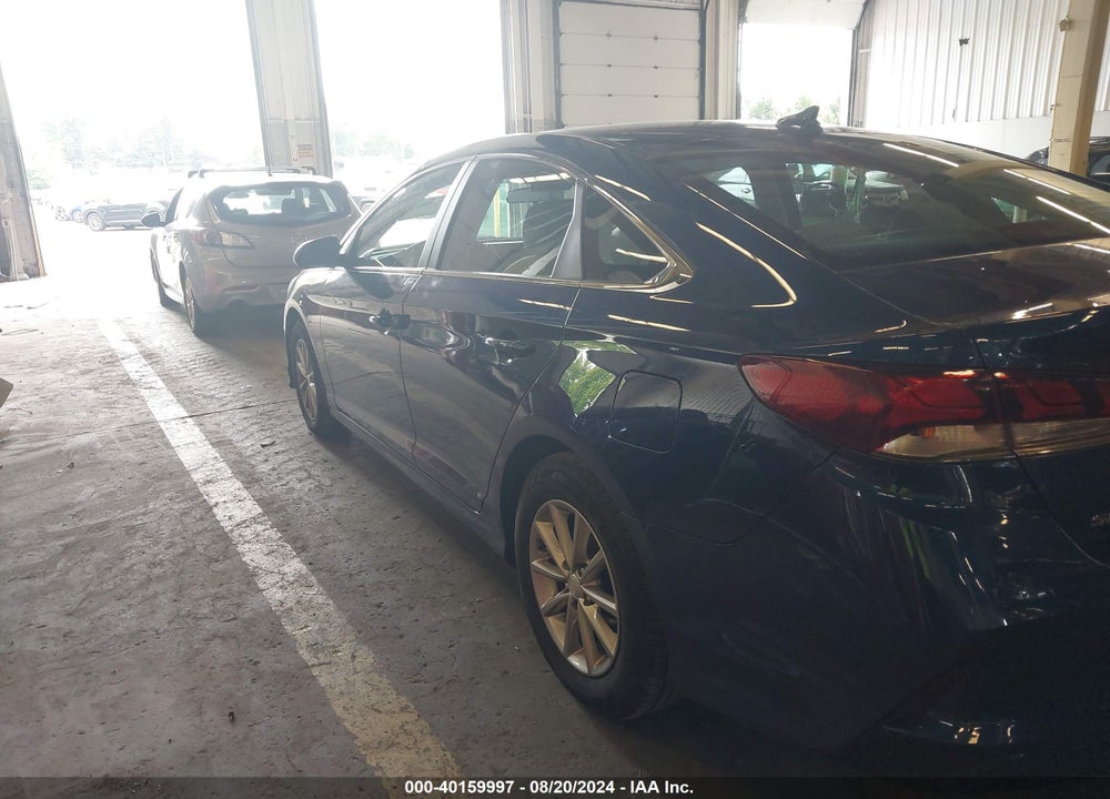2018 HYUNDAI SONATA SE VIN: 5NPE24AF4JH599354