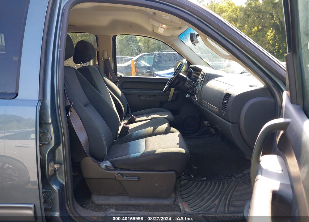 2011 GMC SIERRA 1500 SLE VIN: 3GTP2VE31BG151307