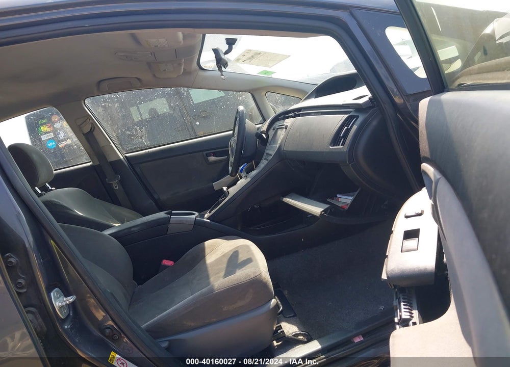2013 TOYOTA PRIUS TWO VIN: JTDKN3DU0D1714834