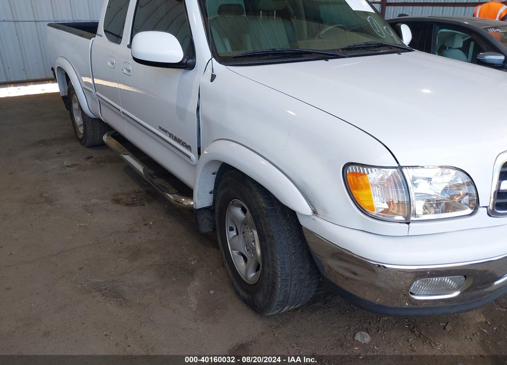 2000 TOYOTA TUNDRA LTD V8 VIN: 5TBRT3811YS079628
