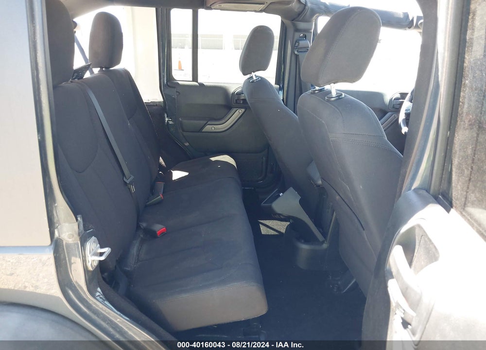 2017 JEEP WRANGLER UNLIMITED SPORT 4X4 VIN: 1C4BJWDG5HL654647