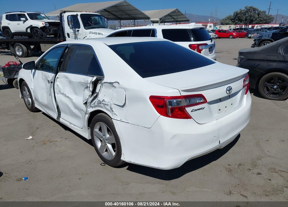 2014 TOYOTA CAMRY SE VIN: 4T1BF1FK5EU816851