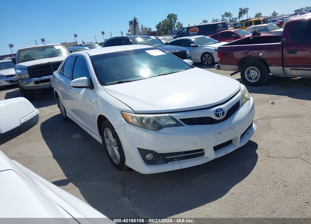 2014 TOYOTA CAMRY SE VIN: 4T1BF1FK5EU816851