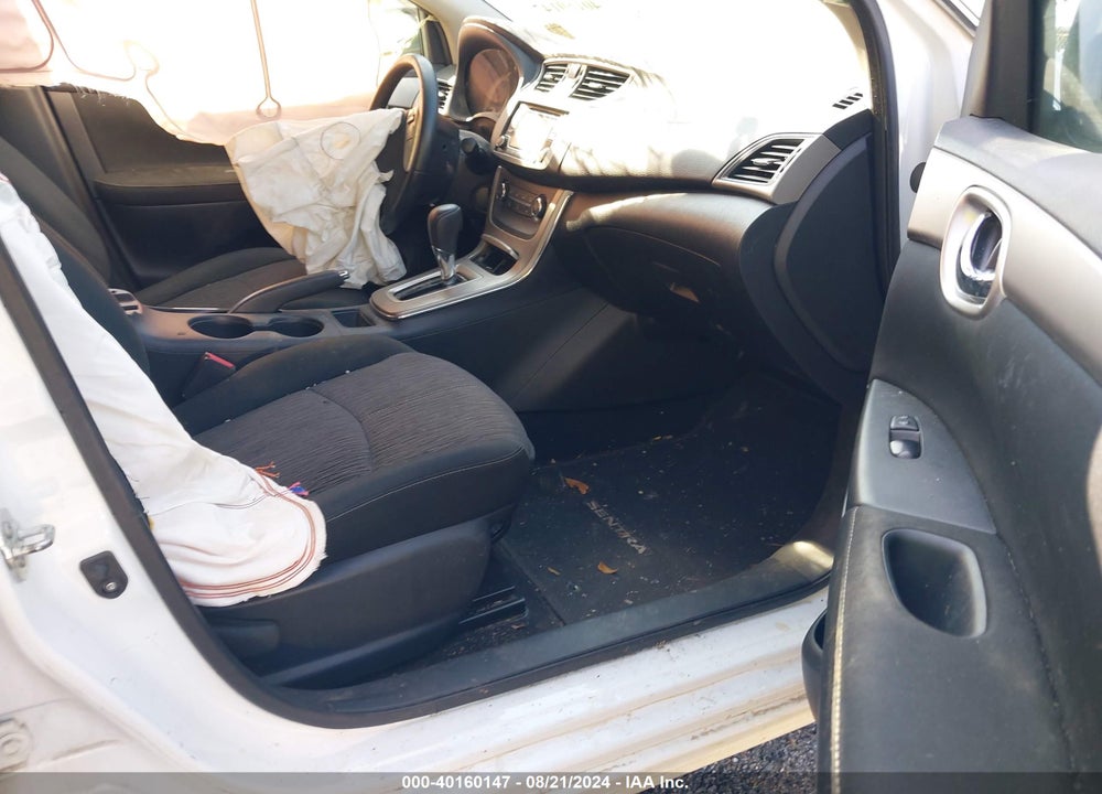 2015 NISSAN SENTRA SV VIN: 3N1AB7AP9FY238367