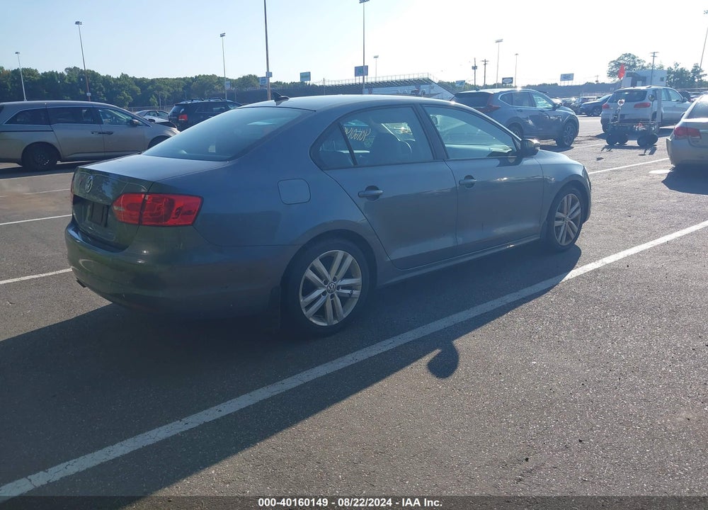2012 VOLKSWAGEN JETTA 2.5L SE VIN: 3VWBP7AJ8CM079842