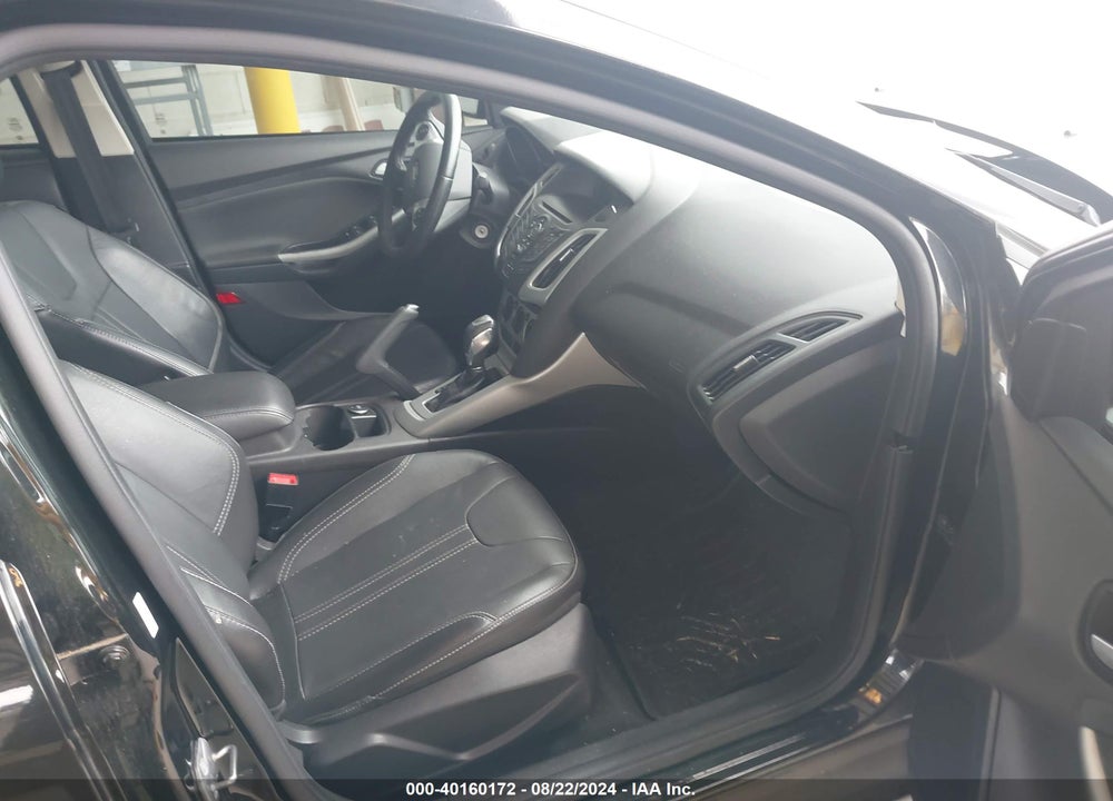 2014 FORD FOCUS SE VIN: 1FADP3F29EL326303