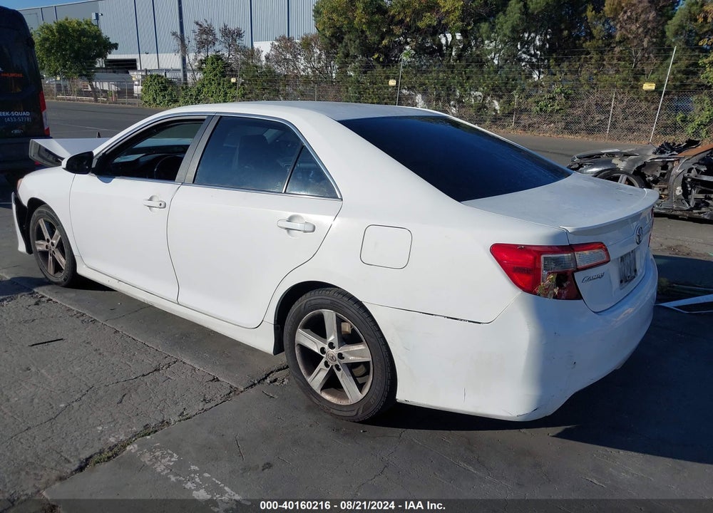 2013 TOYOTA CAMRY SE VIN: 4T1BF1FK7DU671231