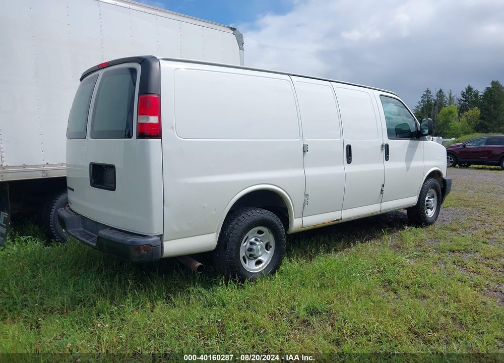 2017 CHEVROLET EXPRESS 2500 WORK VAN VIN: 1GCWGAFF0H1103495