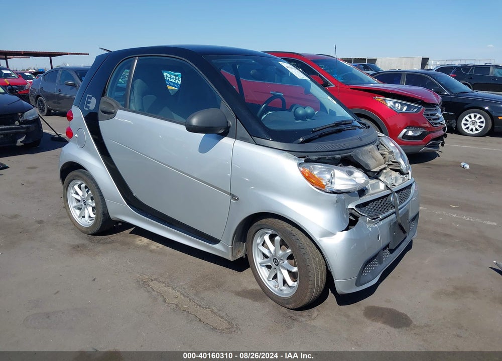 2016 SMART FORTWO ELECTRIC DRIVE PASSION VIN: WMEEJ9AA2GK844989