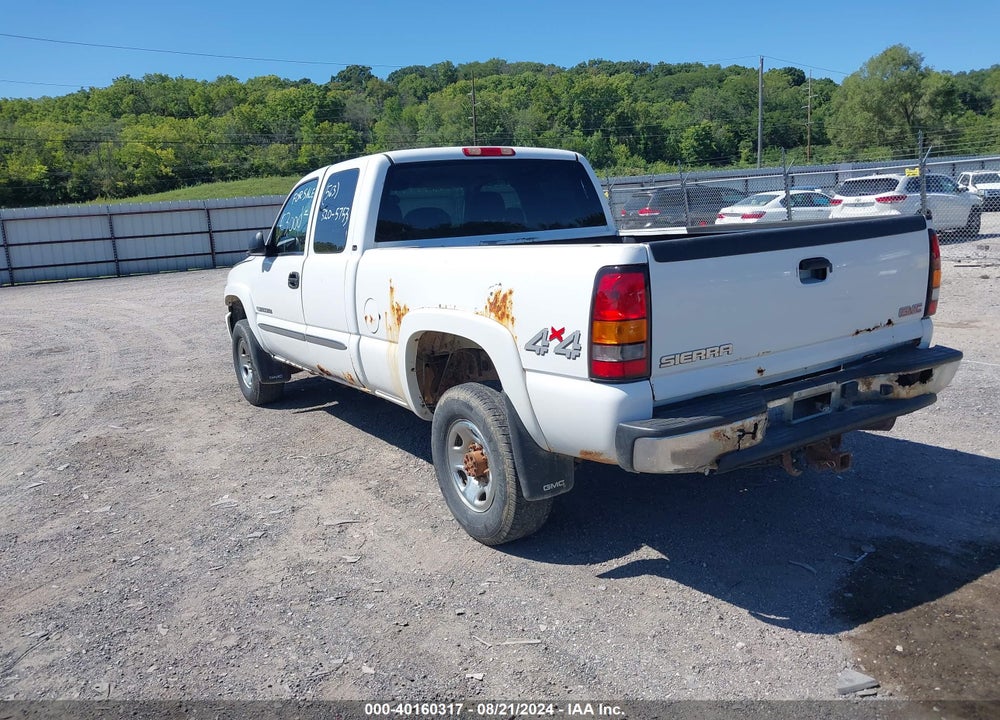 2005 GMC SIERRA 2500HD SLE VIN: 1GTHK29U45E213378