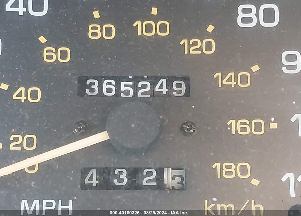1992 TOYOTA PREVIA DLX VIN: JT3AC11R5N1044645