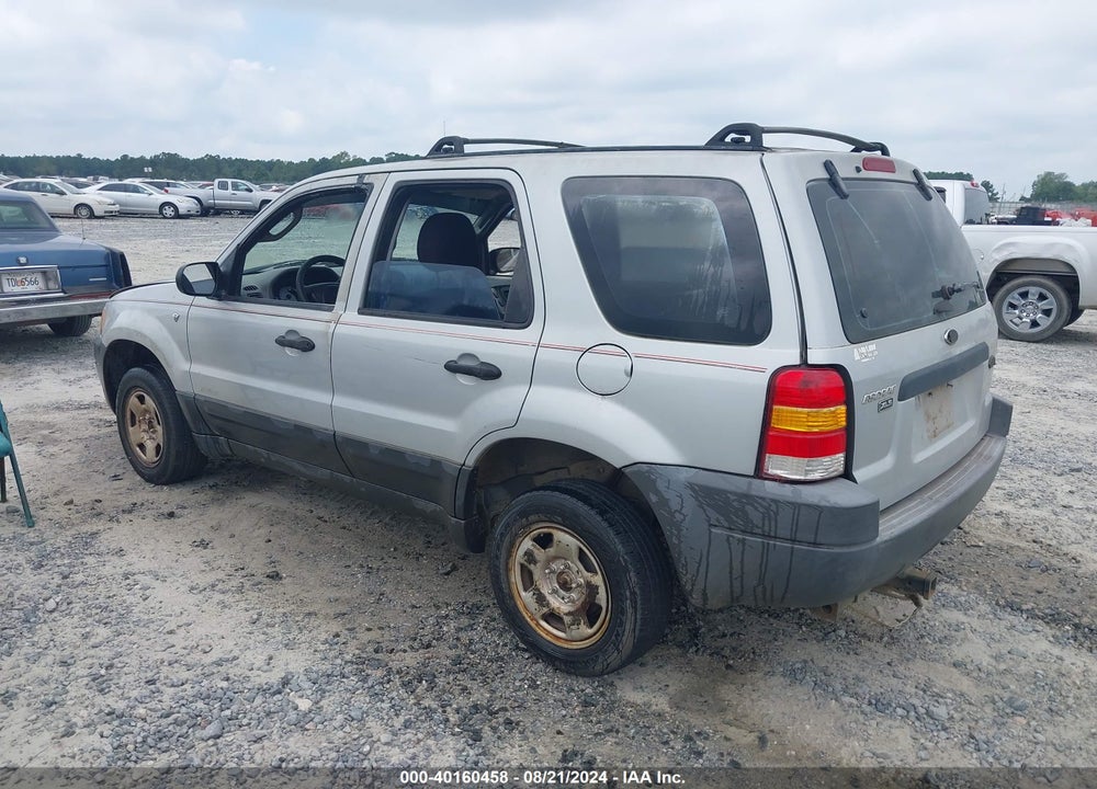 2002 FORD ESCAPE XLS VIN: 1FMCU02182KB12572