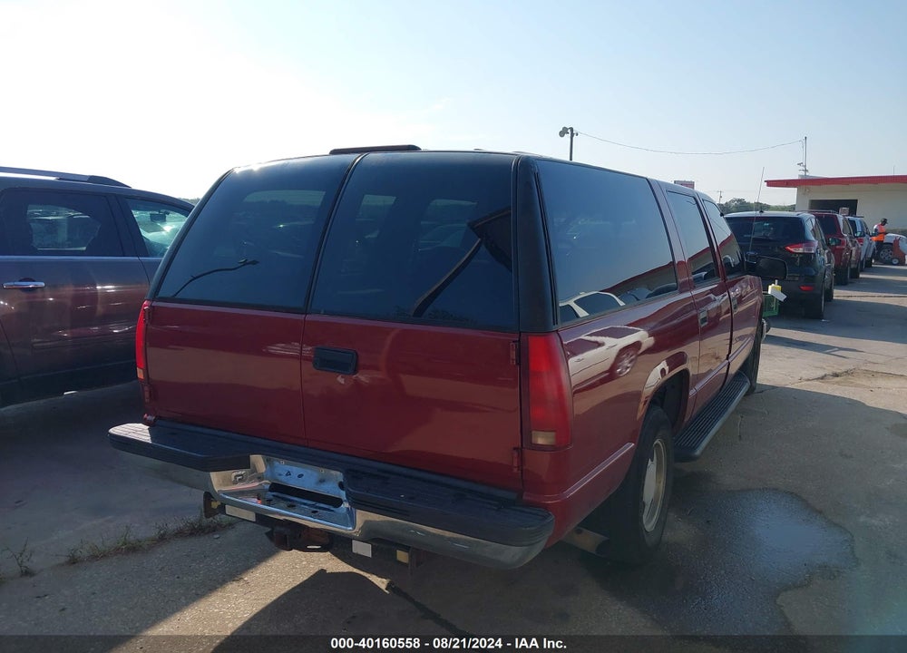 1998 CHEVROLET SUBURBAN 1500 VIN: 3GNEC16R7WG133388