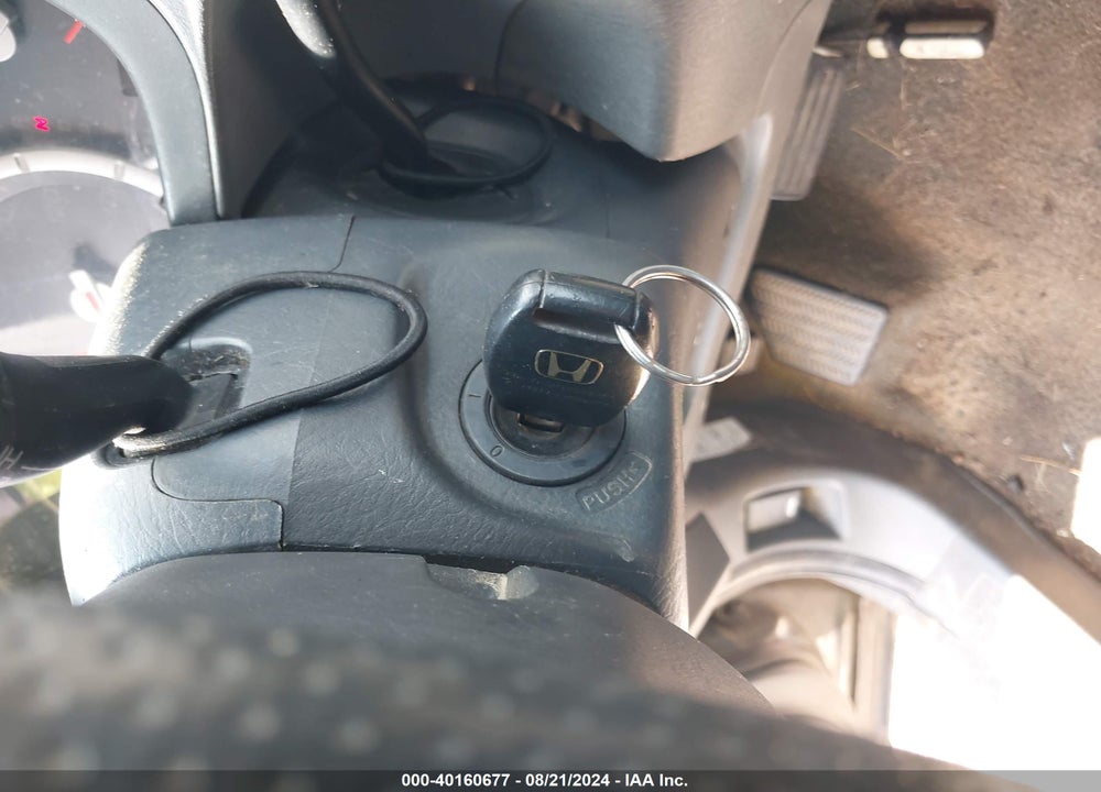 2007 HONDA PILOT LX VIN: 5FNYF28157B010674