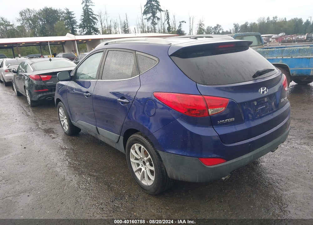 2010 HYUNDAI TUCSON GLS VIN: KM8JU3AC1AU056554