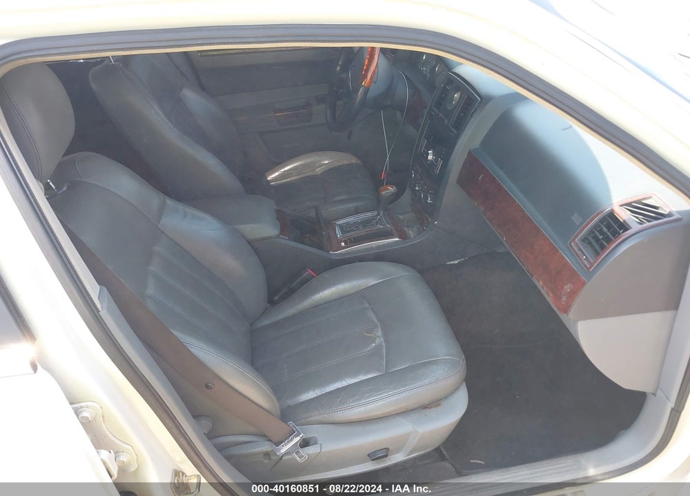 2005 CHRYSLER 300C VIN: 2C3JA63HX5H630329