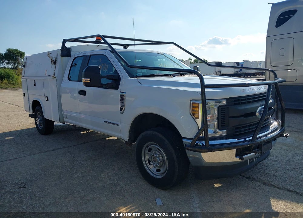 2018 FORD F-350 XL VIN: 1FT8X3BT8JEB58971
