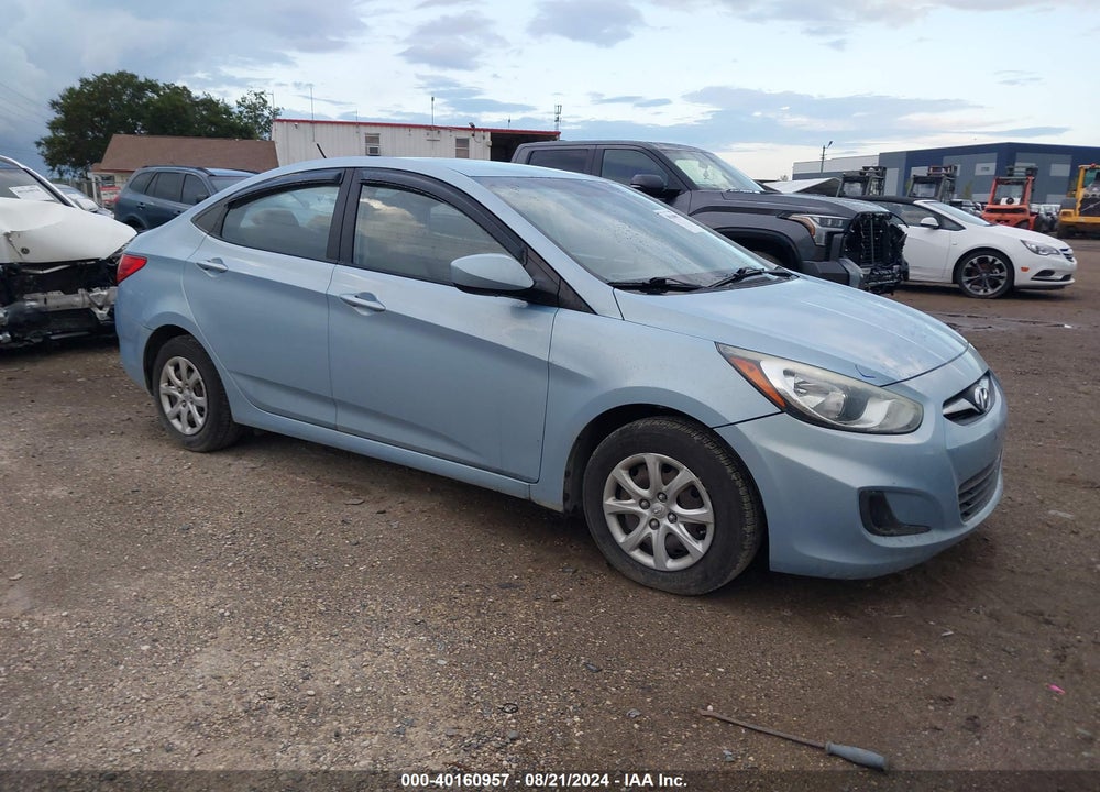2013 HYUNDAI ACCENT GLS VIN: KMHCT4AE3DU272848