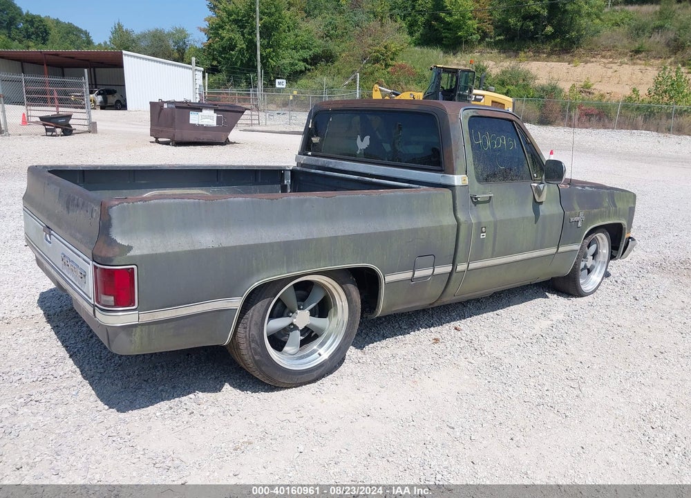 1987 CHEVROLET R10 VIN: 1GCDR14H7HF341949