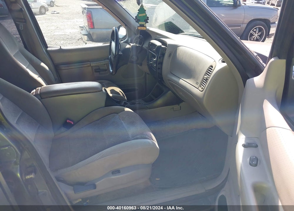 1998 FORD EXPLORER EDDIE BAUER/LIMITED/XL/XLT VIN: 1FMZU32E5WUB72088