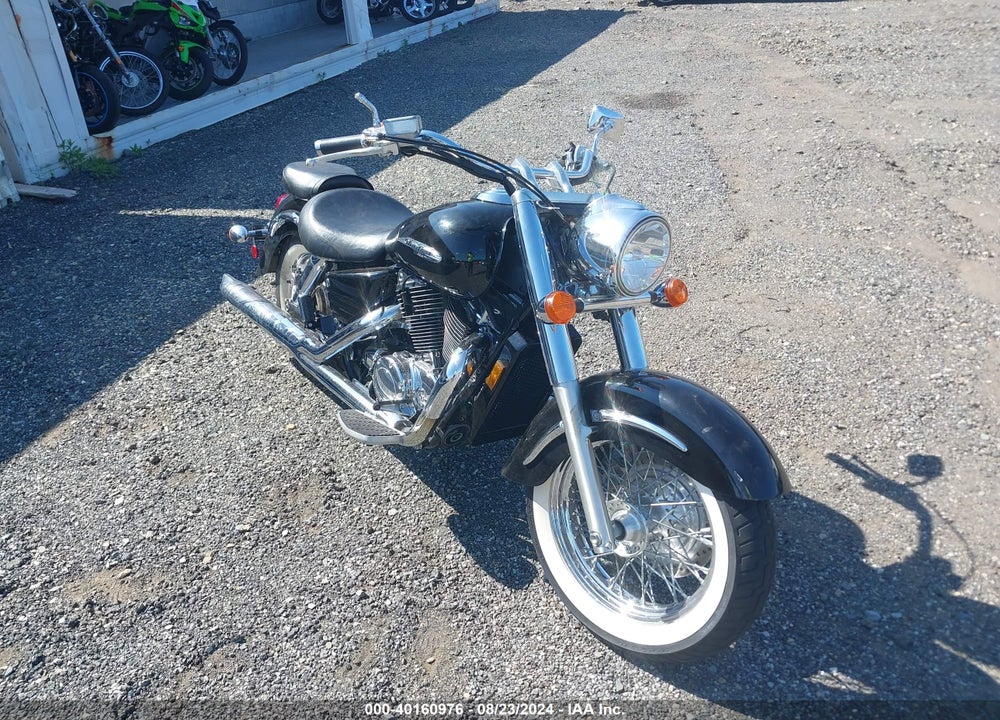 1998 HONDA VT1100 C3 VIN: 1HFSC3902WA000465