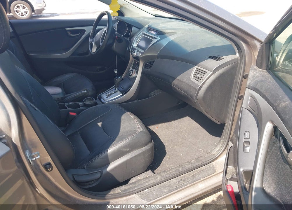 2011 HYUNDAI ELANTRA LIMITED VIN: 5NPDH4AE5BH056937