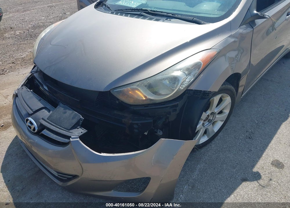 2011 HYUNDAI ELANTRA LIMITED VIN: 5NPDH4AE5BH056937