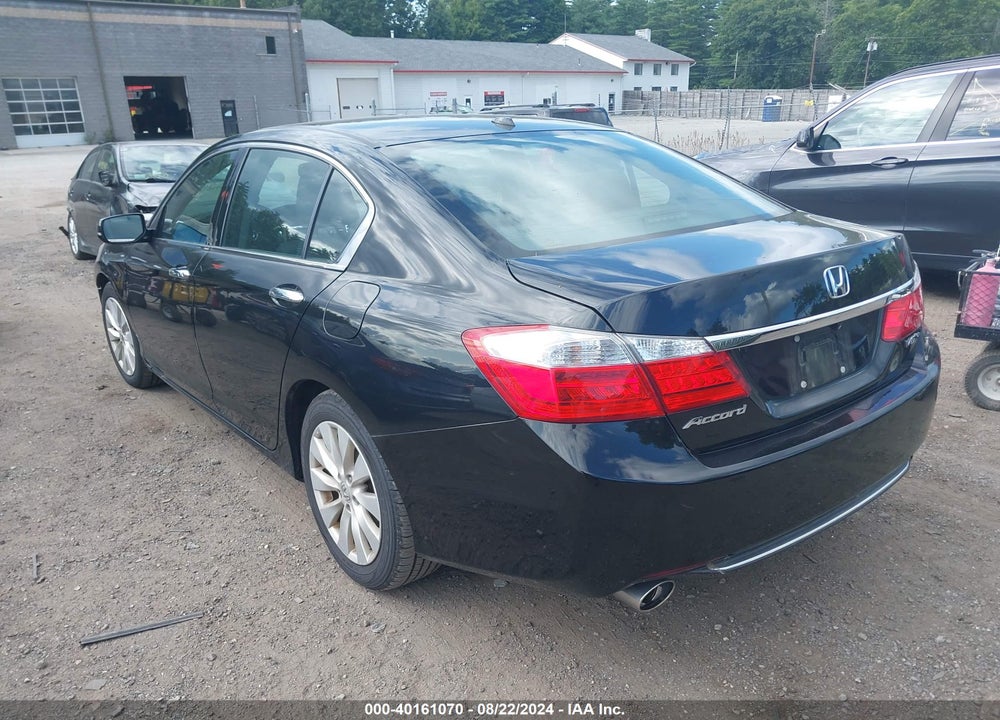 2015 HONDA ACCORD EX-L V-6 VIN: 1HGCR3F84FA020967
