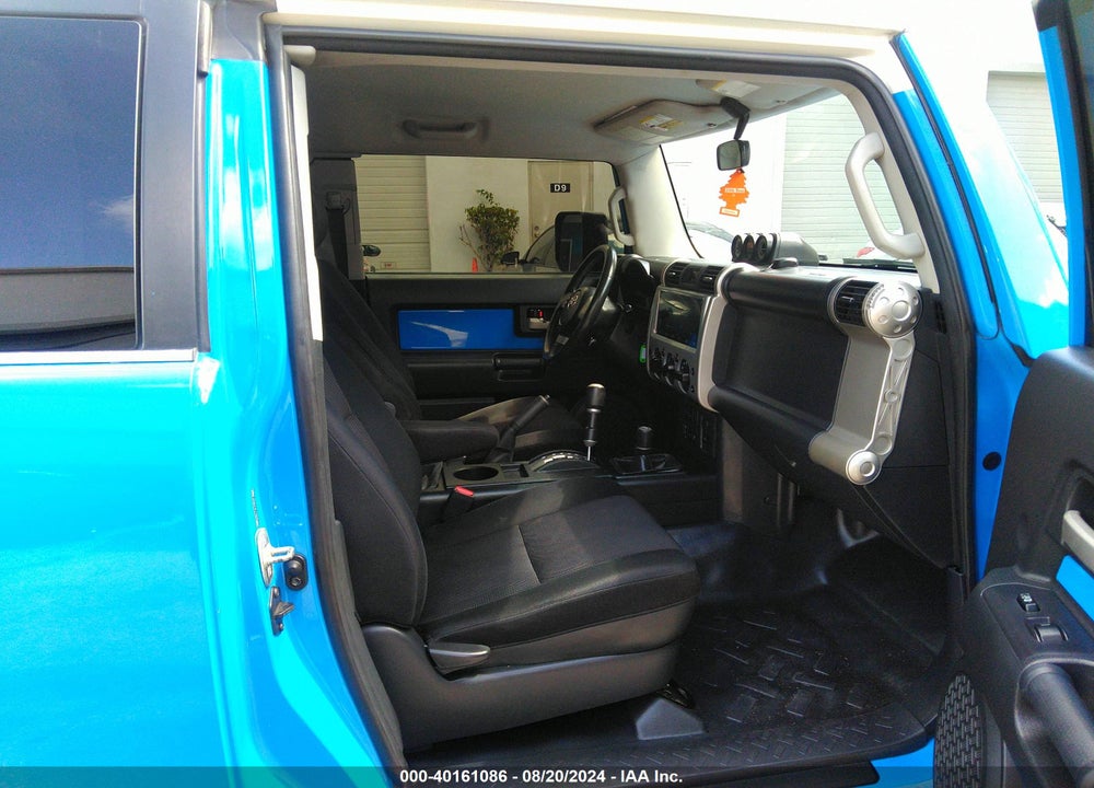 2007 TOYOTA FJ CRUISER VIN: JTEBU11F170003484