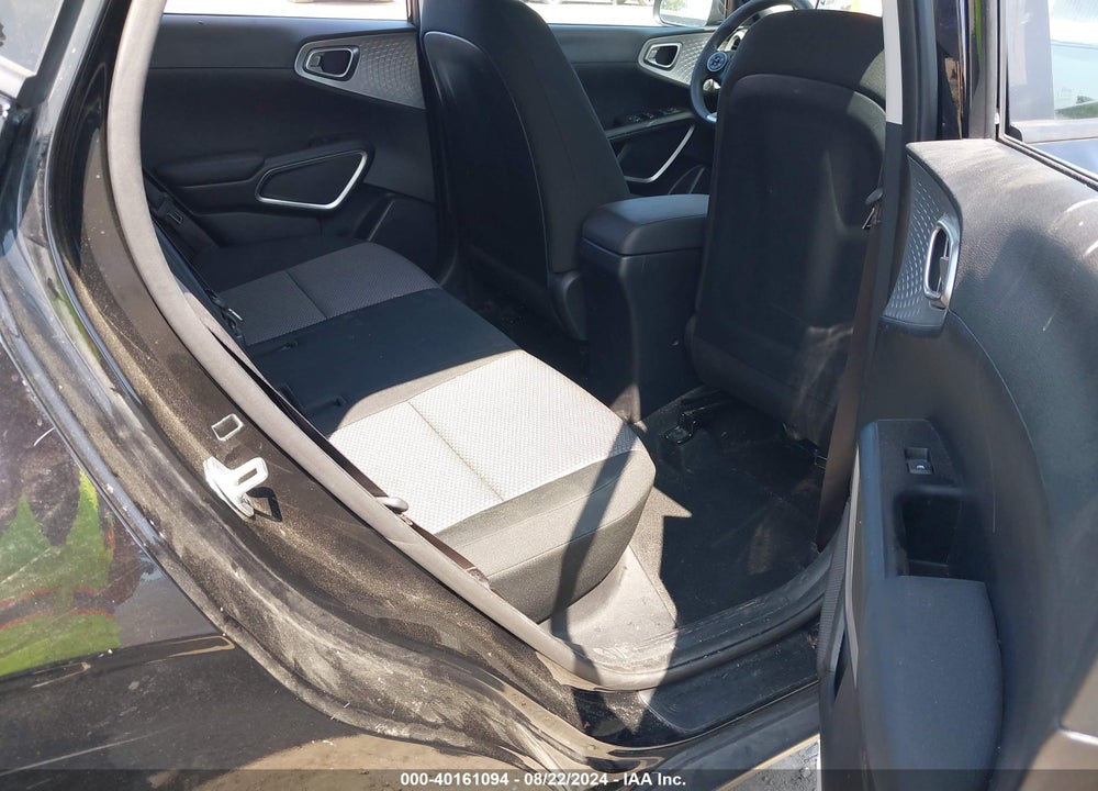 2020 KIA SOUL LX VIN: KNDJ23AU5L7710265