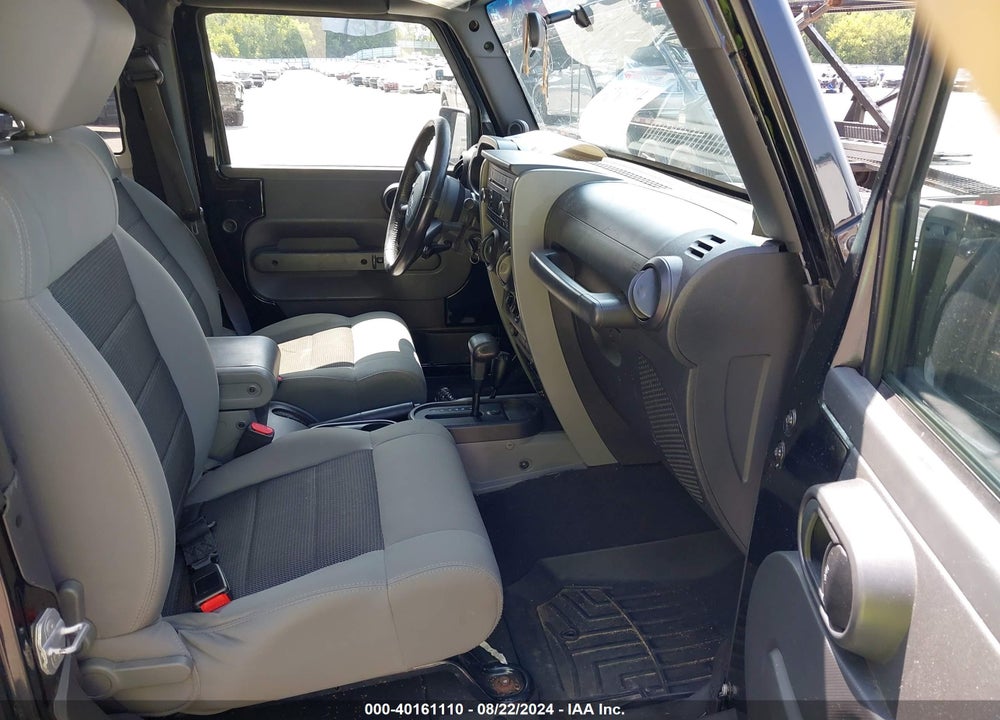 2009 JEEP WRANGLER X VIN: 1J4FA24129L755209