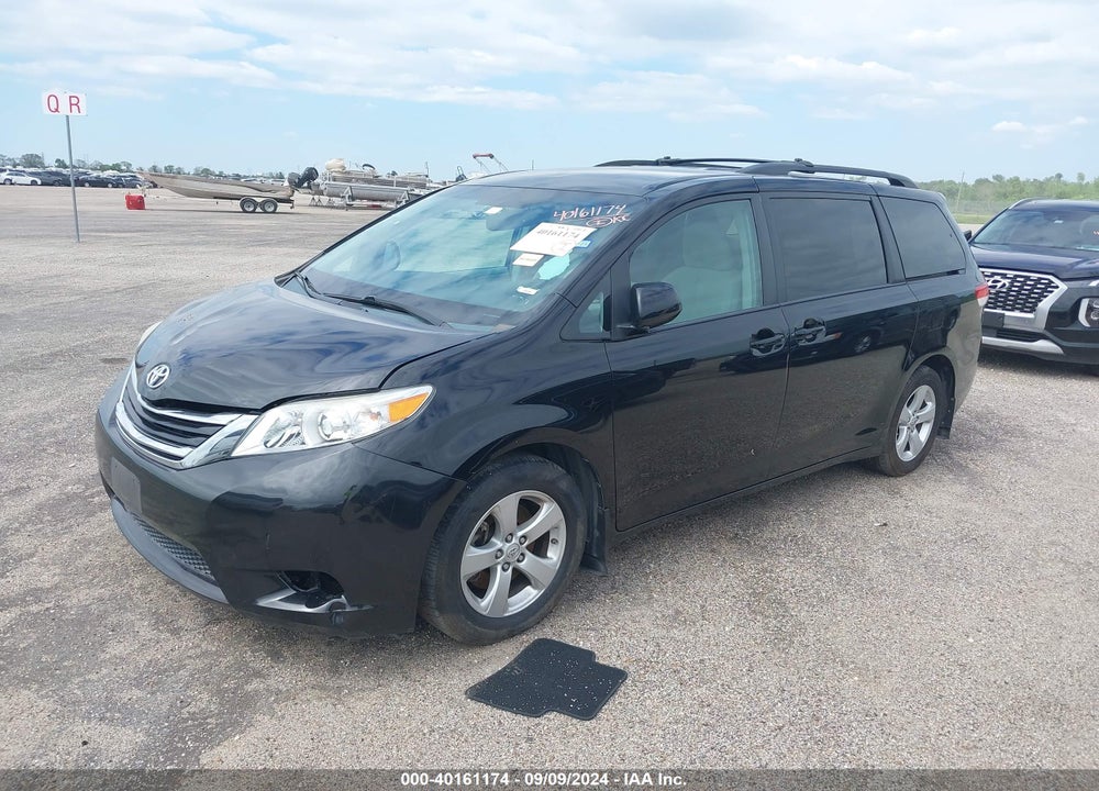 2013 TOYOTA SIENNA LE V6 8 PASSENGER VIN: 5TDKK3DC0DS336145
