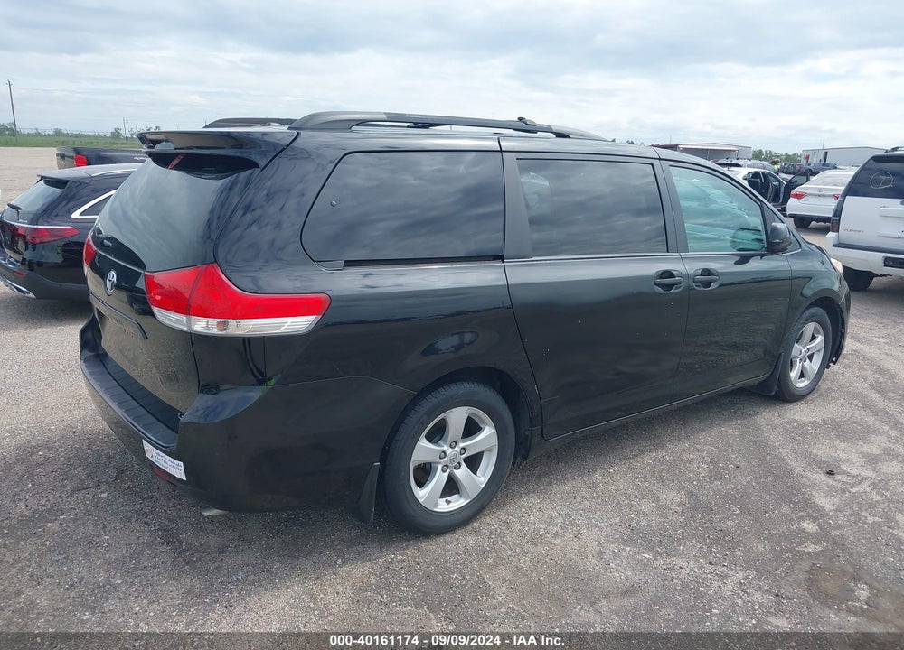 2013 TOYOTA SIENNA LE V6 8 PASSENGER VIN: 5TDKK3DC0DS336145