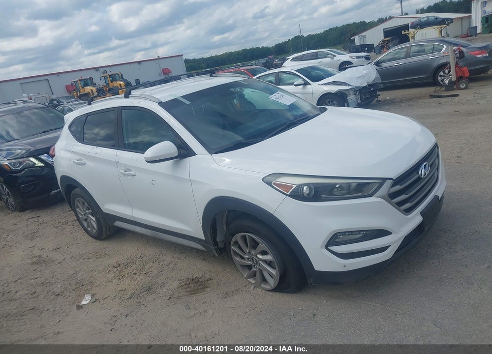 2017 HYUNDAI TUCSON SE VIN: KM8J33A41HU383378