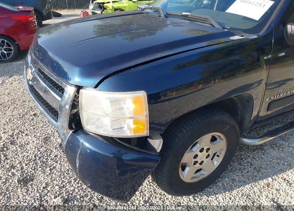 2007 CHEVROLET SILVERADO 1500 LT1 VIN: 2GCEC13C071558776