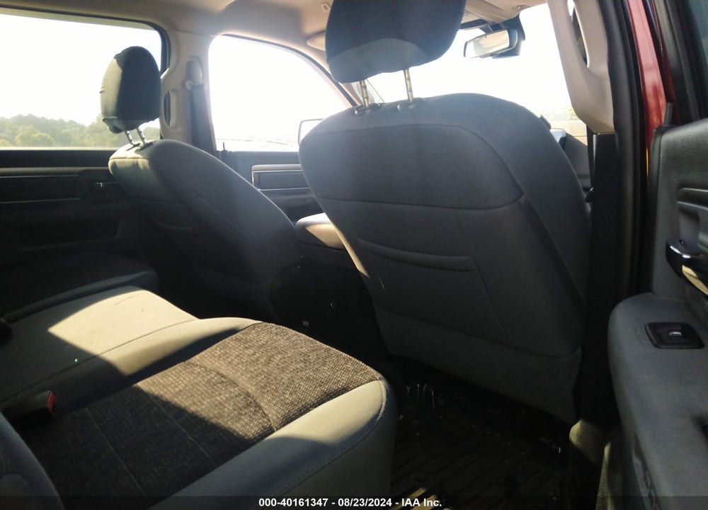 2017 RAM 2500 BIG HORN 4X4 6'4 BOX VIN: 3C6UR5DJ7HG634055